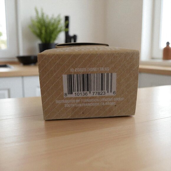 Stanley x E.L.F - Mini Quencher Ornament Keychain (Shimmery Gold) NIB - Limited - Picture 4 of 4